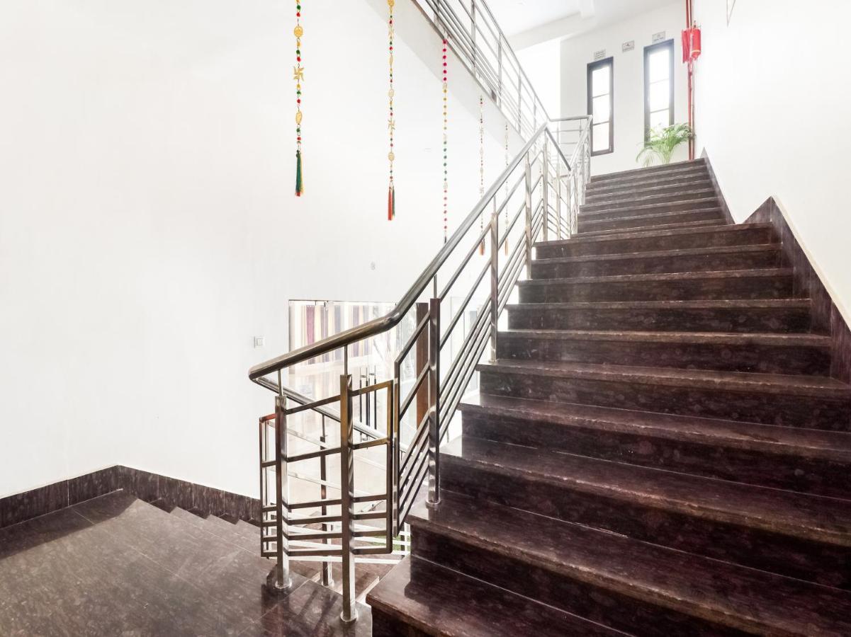 Oyo Lck1233 Rivaaj Palace Lucknow Zewnętrze zdjęcie