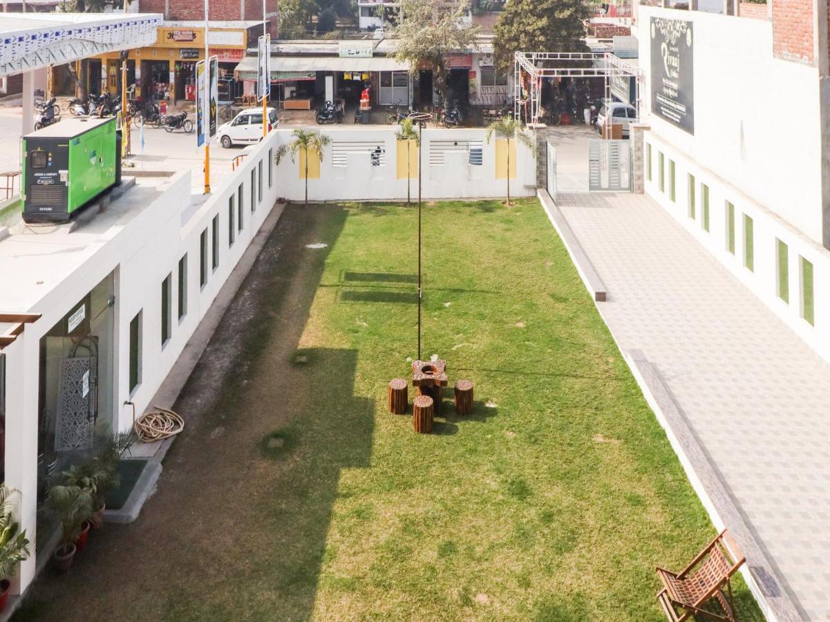 Oyo Lck1233 Rivaaj Palace Lucknow Zewnętrze zdjęcie