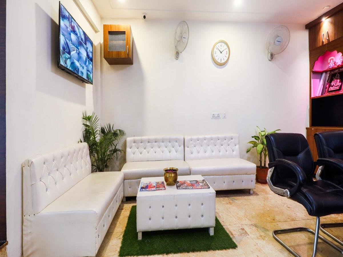 Oyo Lck1233 Rivaaj Palace Lucknow Zewnętrze zdjęcie